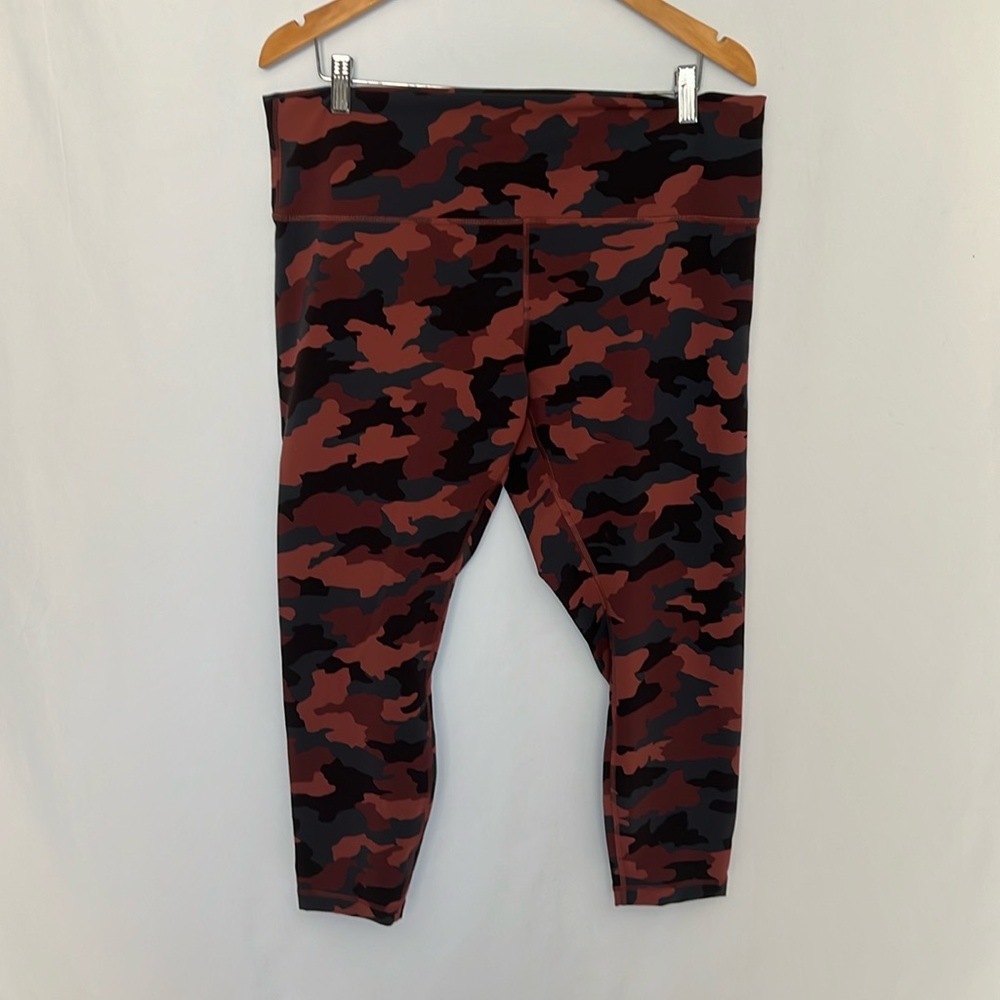 NWOT / Lululemon Wunder Train High-Rise Tight 25" - Picture 6 of 9